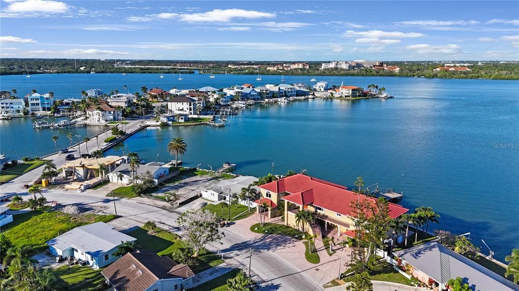 For Sale: $3,199,999 (5 beds, 3 baths, 3750 Square Feet)