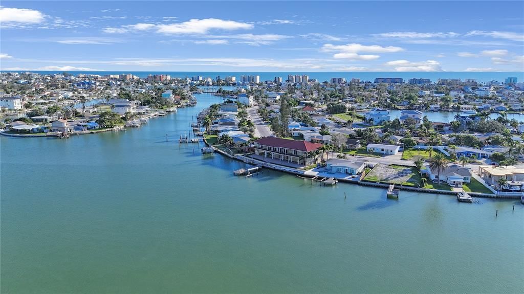 For Sale: $3,199,999 (5 beds, 3 baths, 3750 Square Feet)