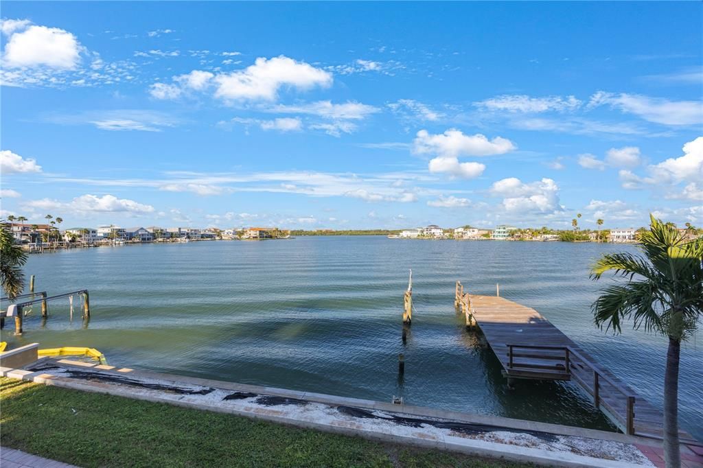 For Sale: $3,199,999 (5 beds, 3 baths, 3750 Square Feet)