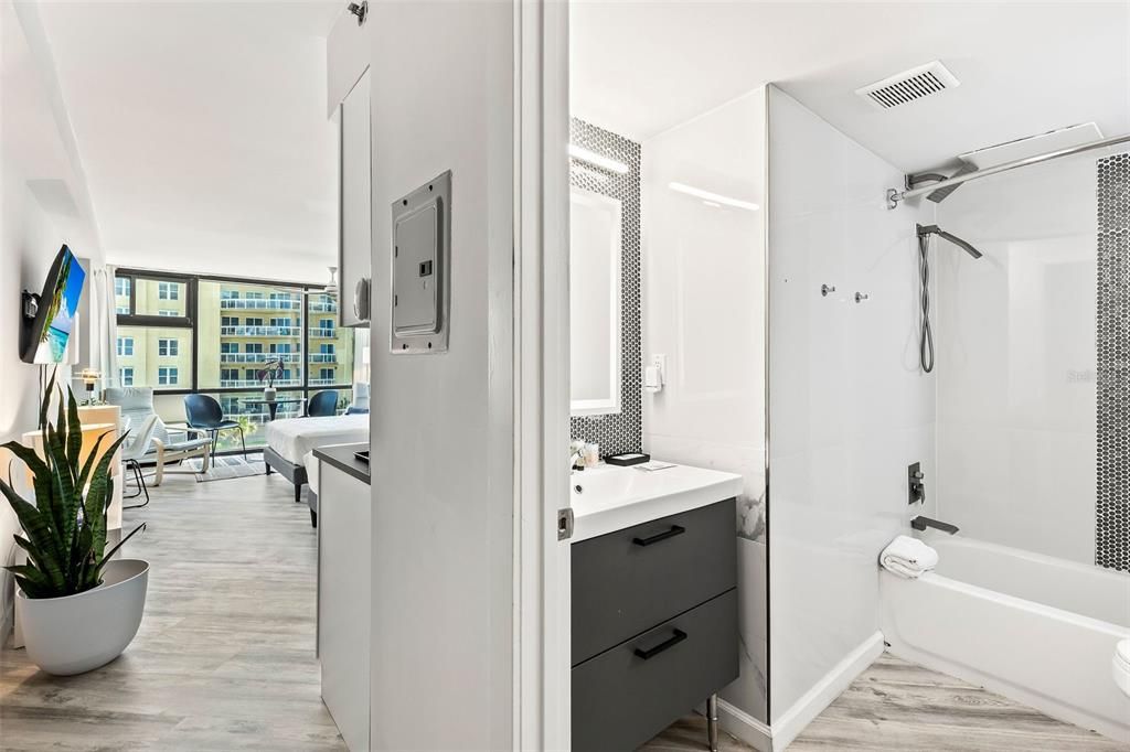 En Venta: $199,000 (2 camas, 0 baños, 793 Pies cuadrados)