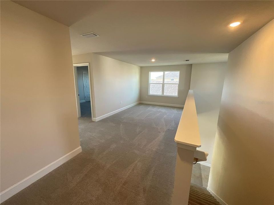 En Venta: $438,900 (4 camas, 2 baños, 2405 Pies cuadrados)