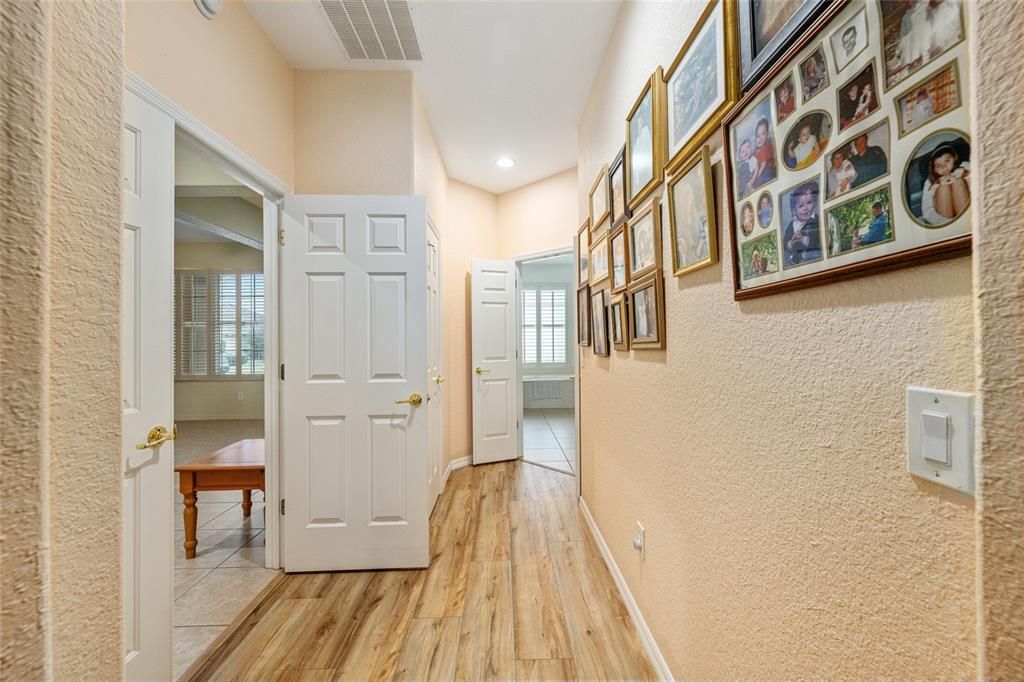 На продажу: $505,000 (3 спален, 2 ванн, 2807 Квадратных фут)