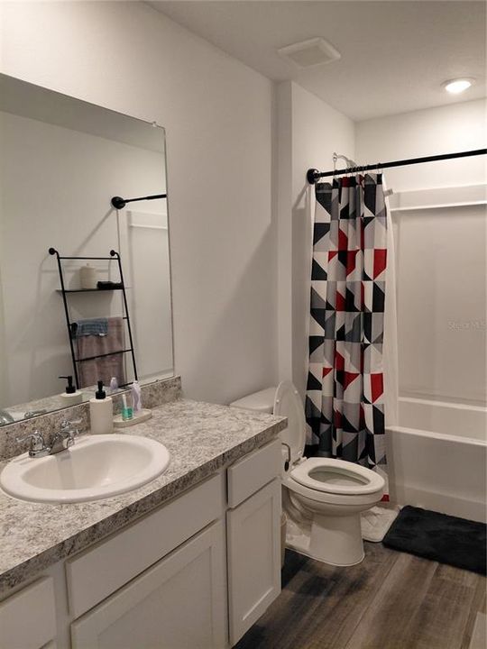 待售: $239,900 (3 贝兹, 2 浴室, 1386 平方英尺)