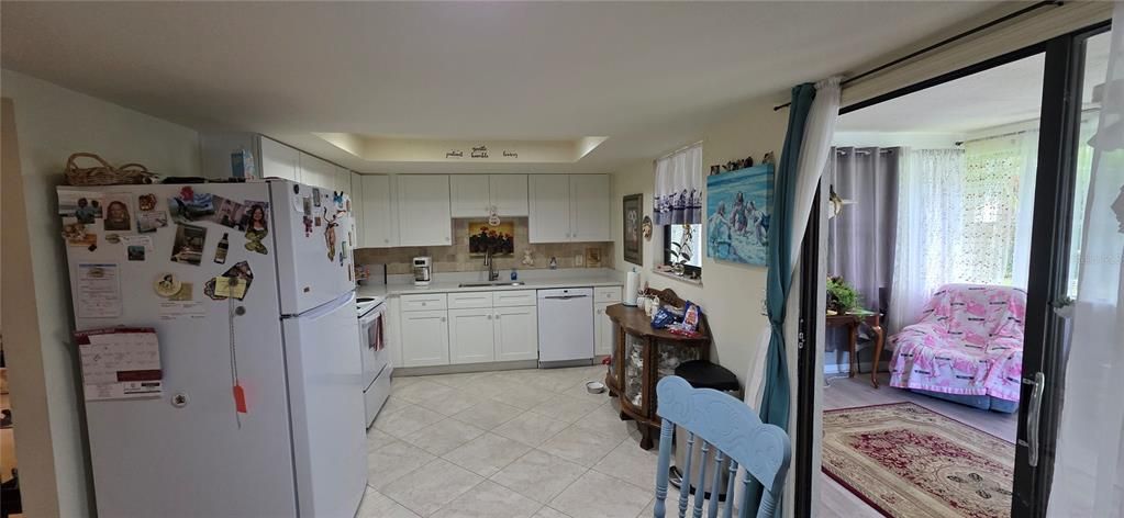 待售: $357,000 (2 贝兹, 2 浴室, 1118 平方英尺)