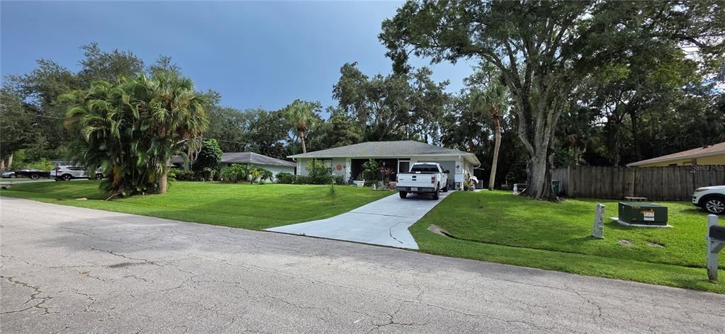 待售: $357,000 (2 贝兹, 2 浴室, 1118 平方英尺)