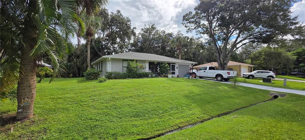 待售: $357,000 (2 贝兹, 2 浴室, 1118 平方英尺)