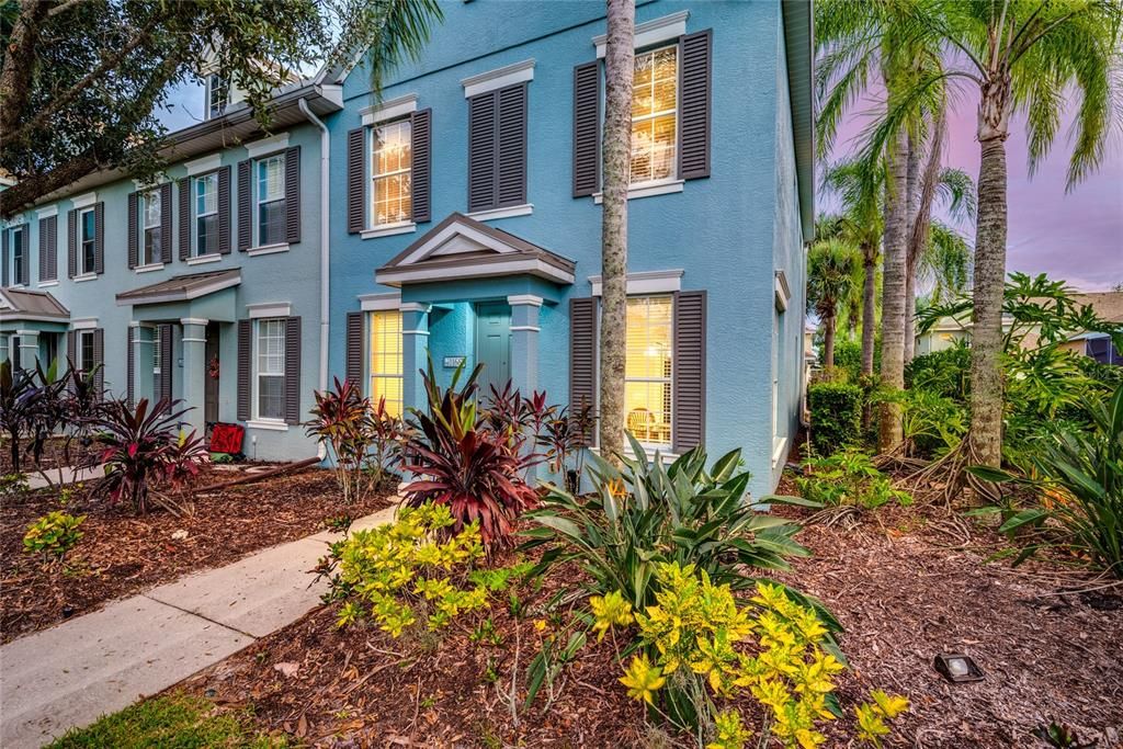 Active With Contract: $289,900 (3 beds, 2 baths, 1628 Square Feet)