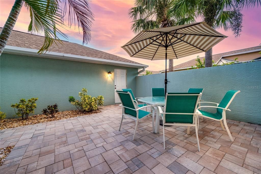 Active With Contract: $289,900 (3 beds, 2 baths, 1628 Square Feet)