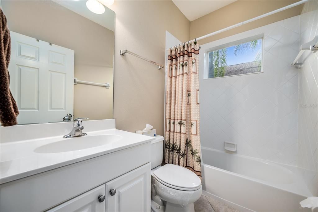 Active With Contract: $289,900 (3 beds, 2 baths, 1628 Square Feet)