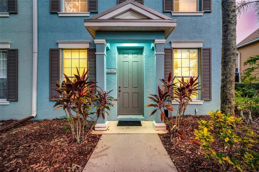 Active With Contract: $289,900 (3 beds, 2 baths, 1628 Square Feet)