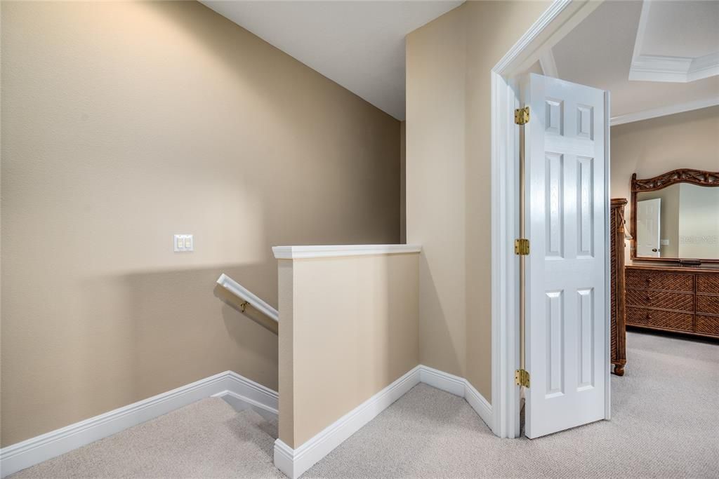 Active With Contract: $289,900 (3 beds, 2 baths, 1628 Square Feet)