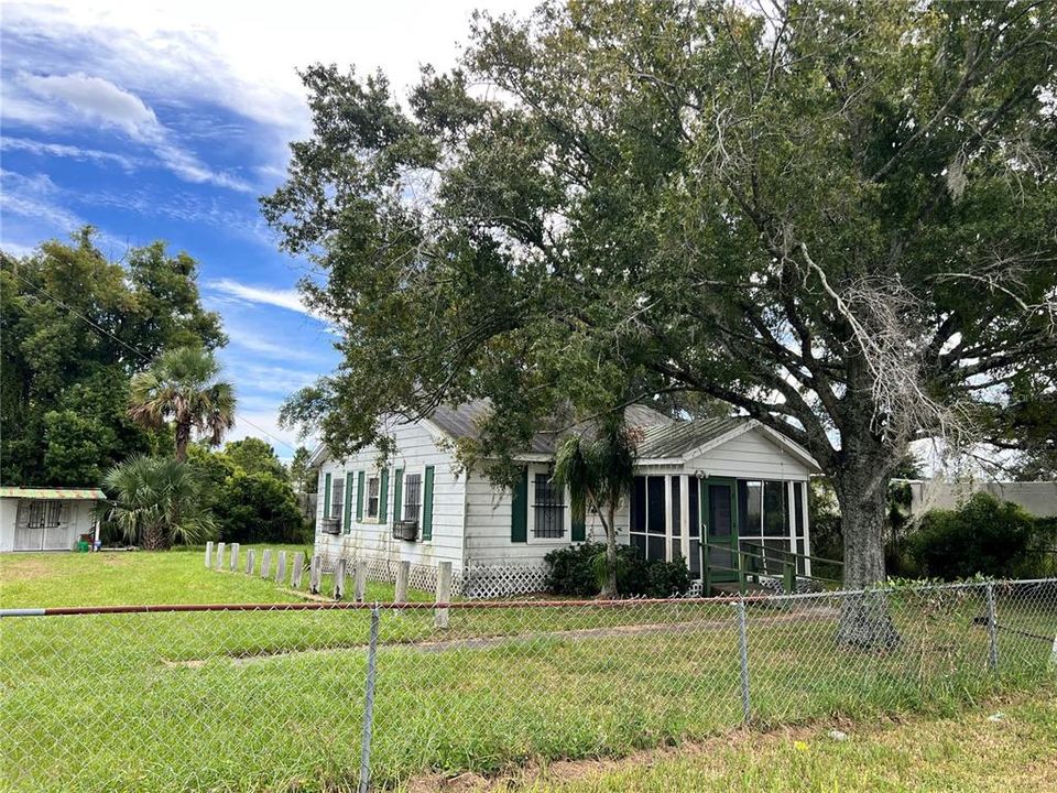 Activo con contrato: $250,000 (0 camas, 0 baños, 1032 Pies cuadrados)