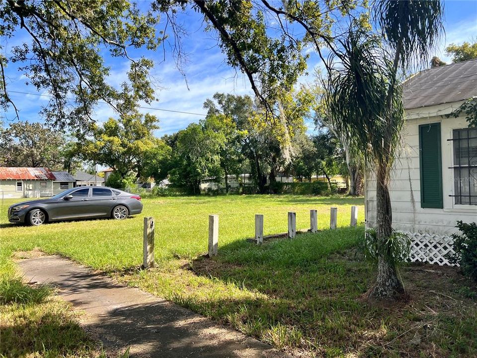 Activo con contrato: $250,000 (0 camas, 0 baños, 1032 Pies cuadrados)