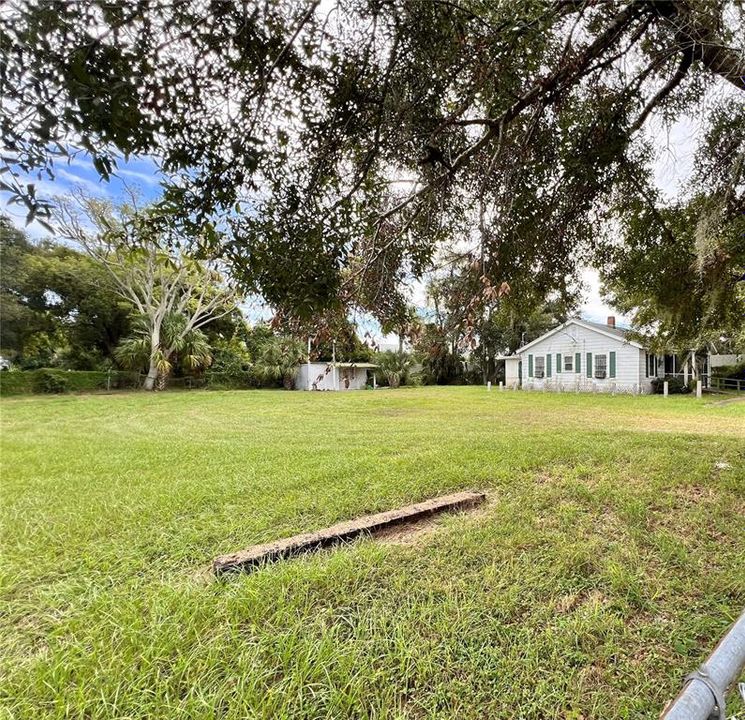 Activo con contrato: $250,000 (0 camas, 0 baños, 1032 Pies cuadrados)