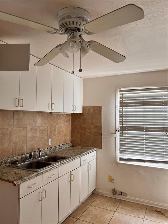 Activo con contrato: $250,000 (0 camas, 0 baños, 1032 Pies cuadrados)