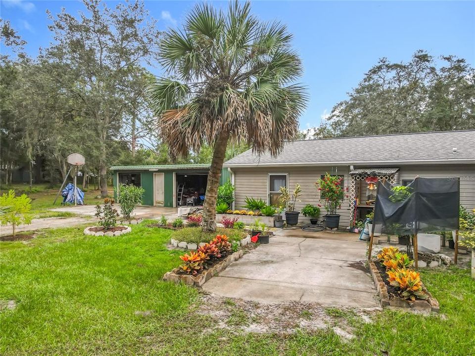For Sale: $495,000 (3 beds, 2 baths, 1200 Square Feet)