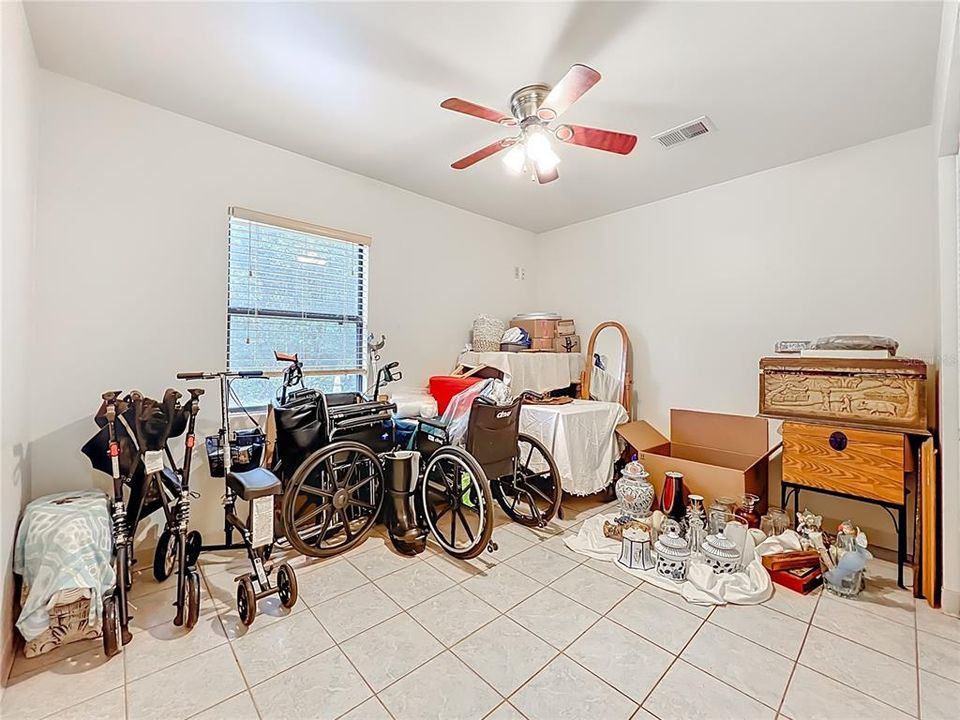 For Sale: $495,000 (3 beds, 2 baths, 1200 Square Feet)