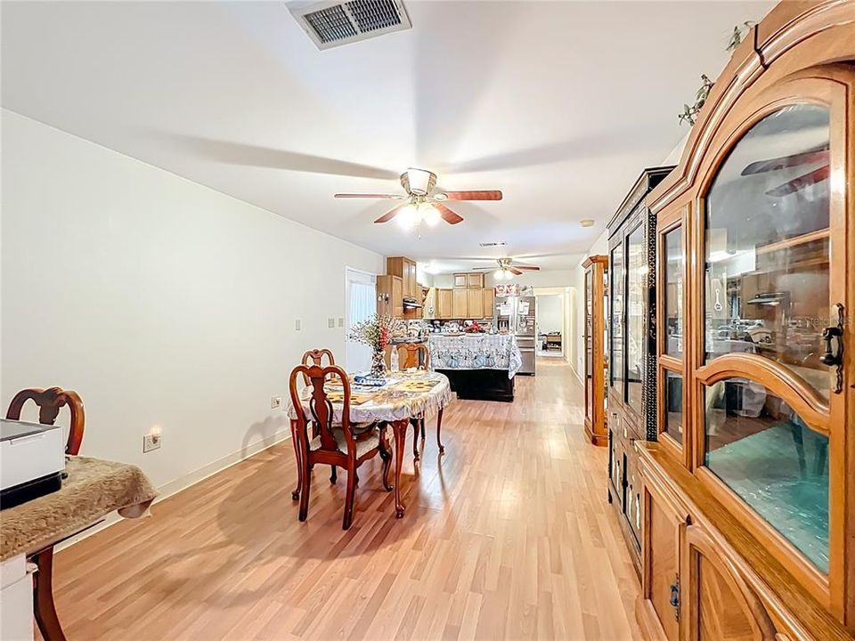 For Sale: $495,000 (3 beds, 2 baths, 1200 Square Feet)