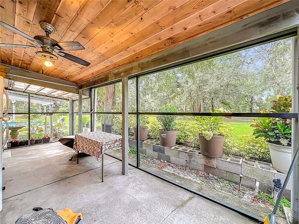 For Sale: $495,000 (3 beds, 2 baths, 1200 Square Feet)