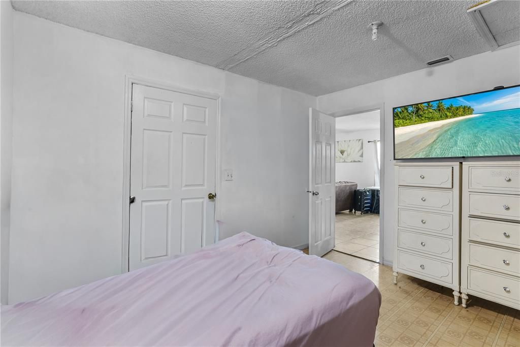 待售: $395,000 (0 贝兹, 0 浴室, 3118 平方英尺)