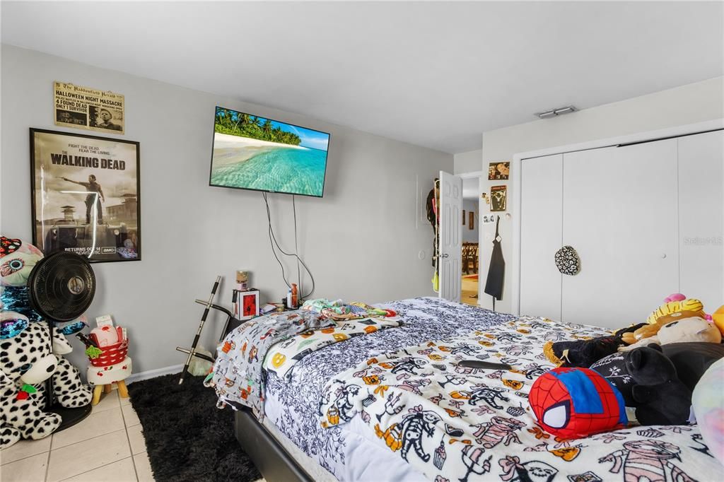 待售: $395,000 (0 贝兹, 0 浴室, 3118 平方英尺)