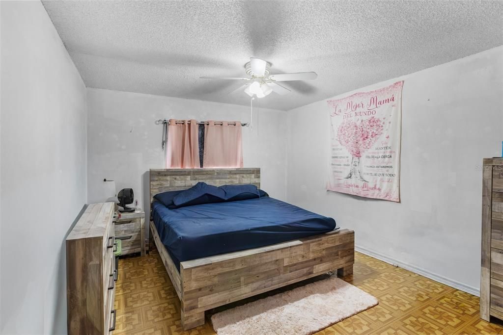 待售: $395,000 (0 贝兹, 0 浴室, 3118 平方英尺)