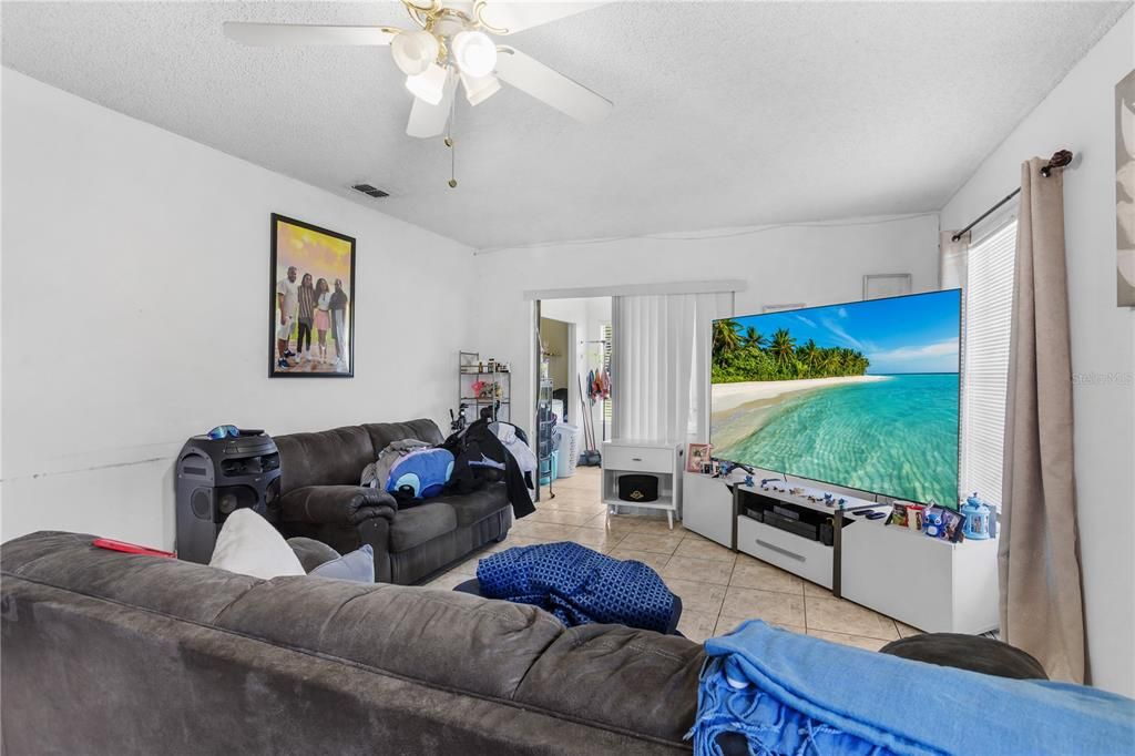 待售: $395,000 (0 贝兹, 0 浴室, 3118 平方英尺)