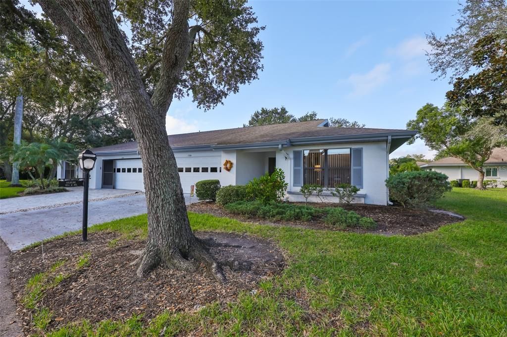 For Sale: $209,000 (2 beds, 2 baths, 1394 Square Feet)