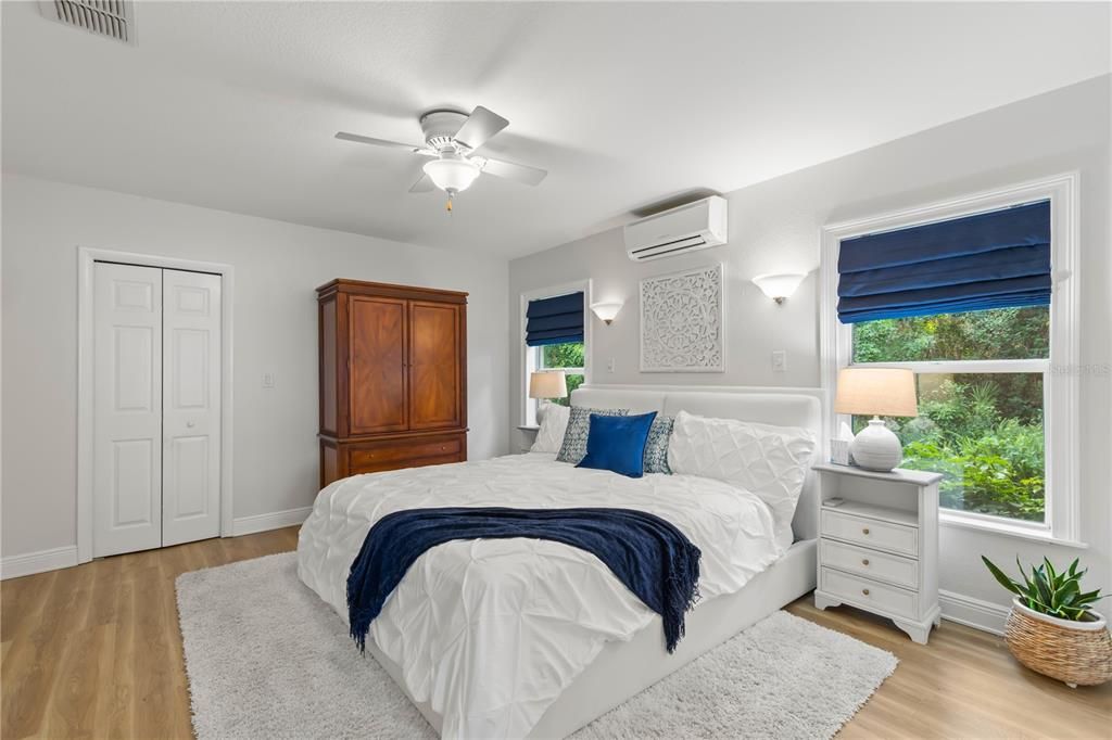 For Rent: $4,900 (3 beds, 2 baths, 2200 Square Feet)