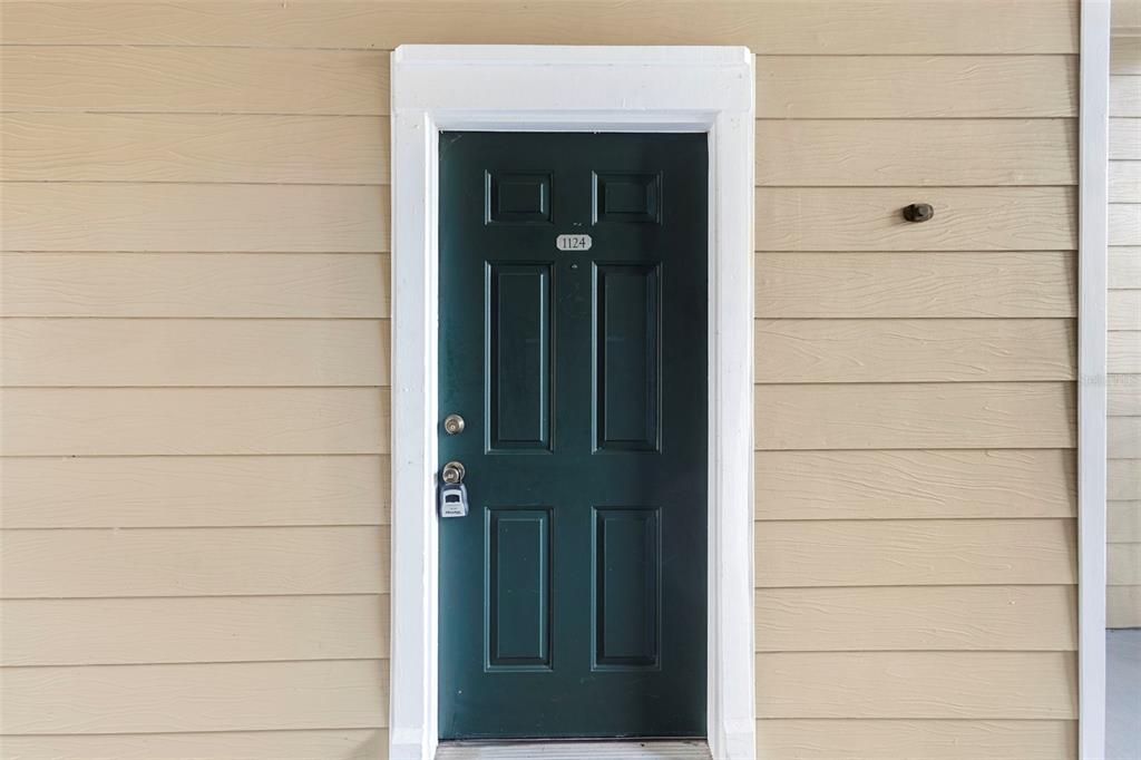 For Rent: $1,800 (2 beds, 2 baths, 1007 Square Feet)