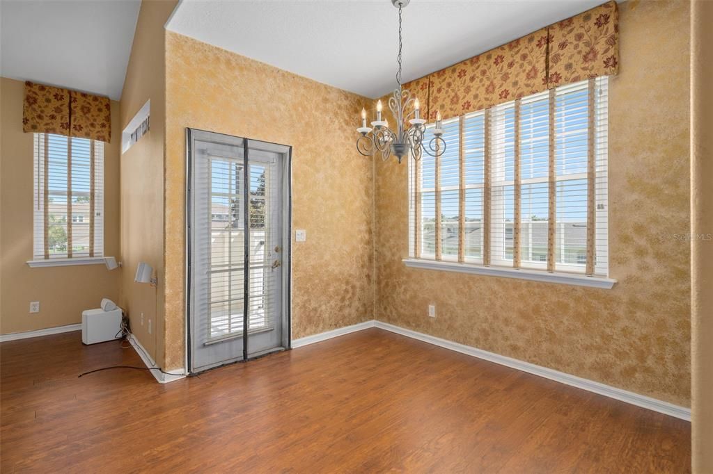 For Sale: $315,000 (2 beds, 3 baths, 1506 Square Feet)