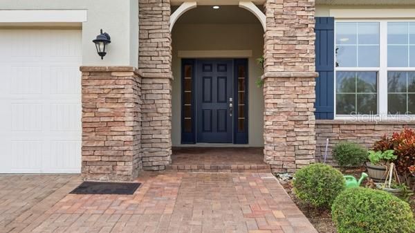 待售: $465,000 (4 贝兹, 3 浴室, 1948 平方英尺)