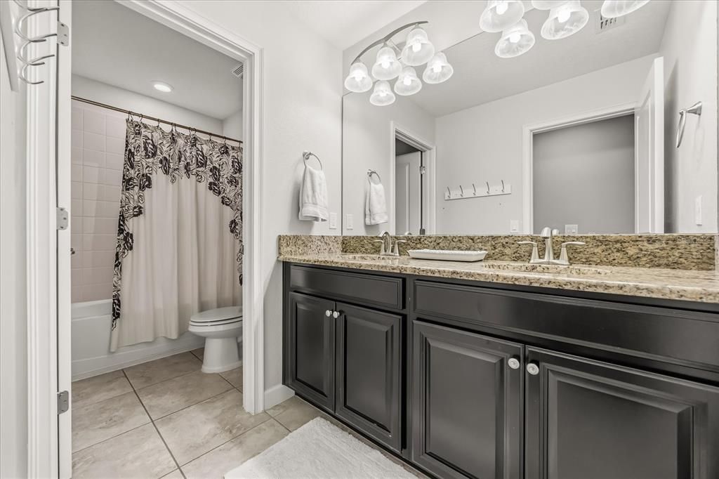 For Sale: $735,000 (4 beds, 2 baths, 2803 Square Feet)