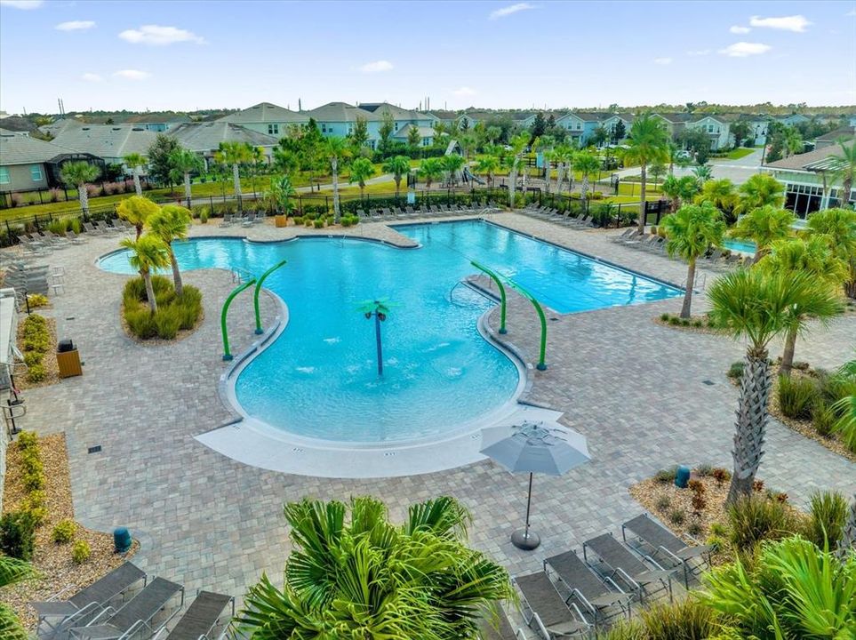 For Sale: $735,000 (4 beds, 2 baths, 2803 Square Feet)