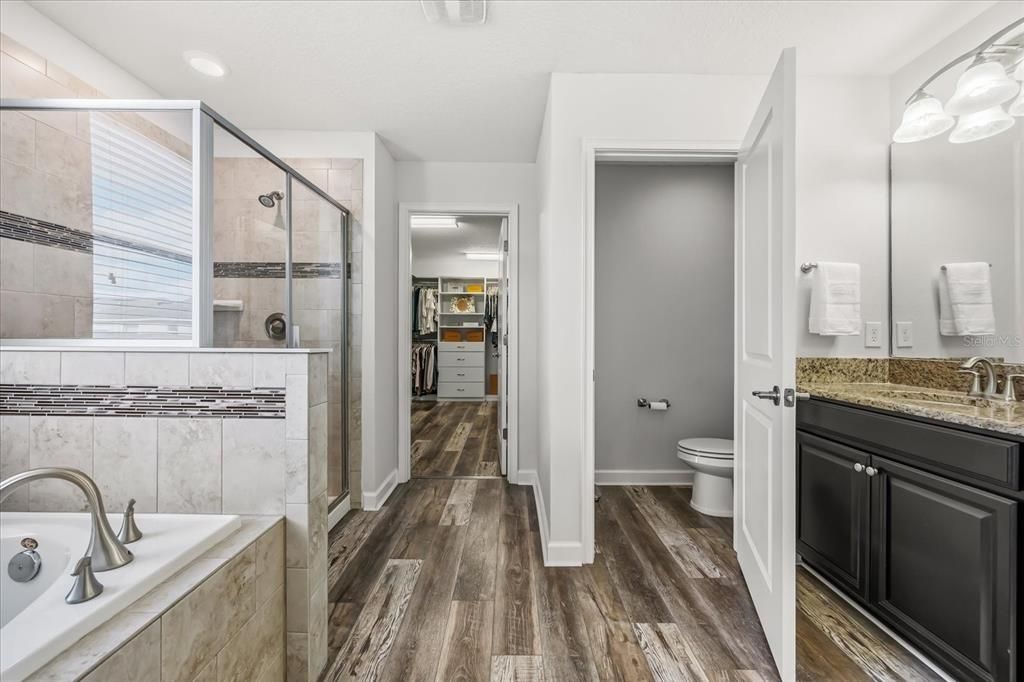 For Sale: $735,000 (4 beds, 2 baths, 2803 Square Feet)