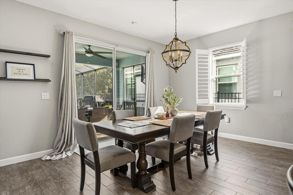 For Sale: $735,000 (4 beds, 2 baths, 2803 Square Feet)