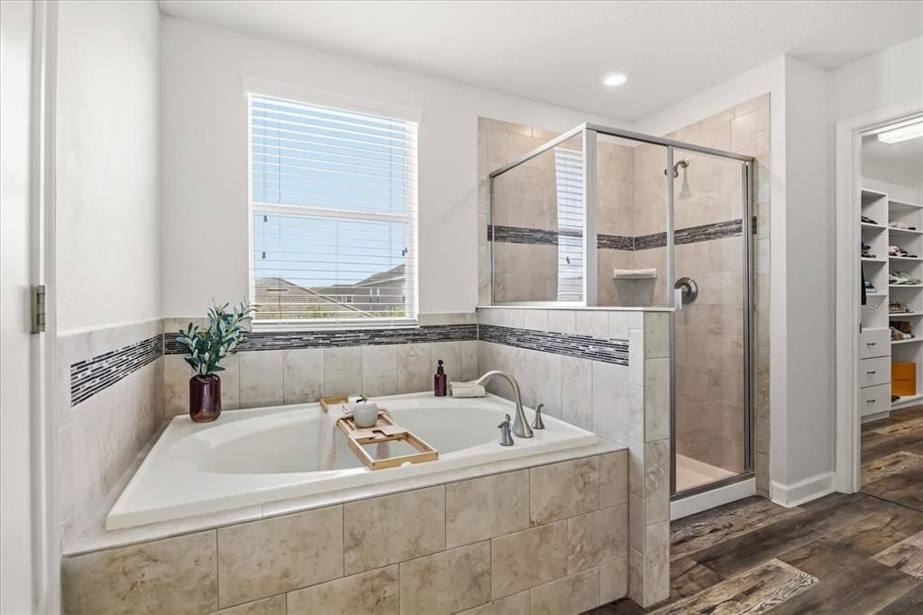 For Sale: $735,000 (4 beds, 2 baths, 2803 Square Feet)