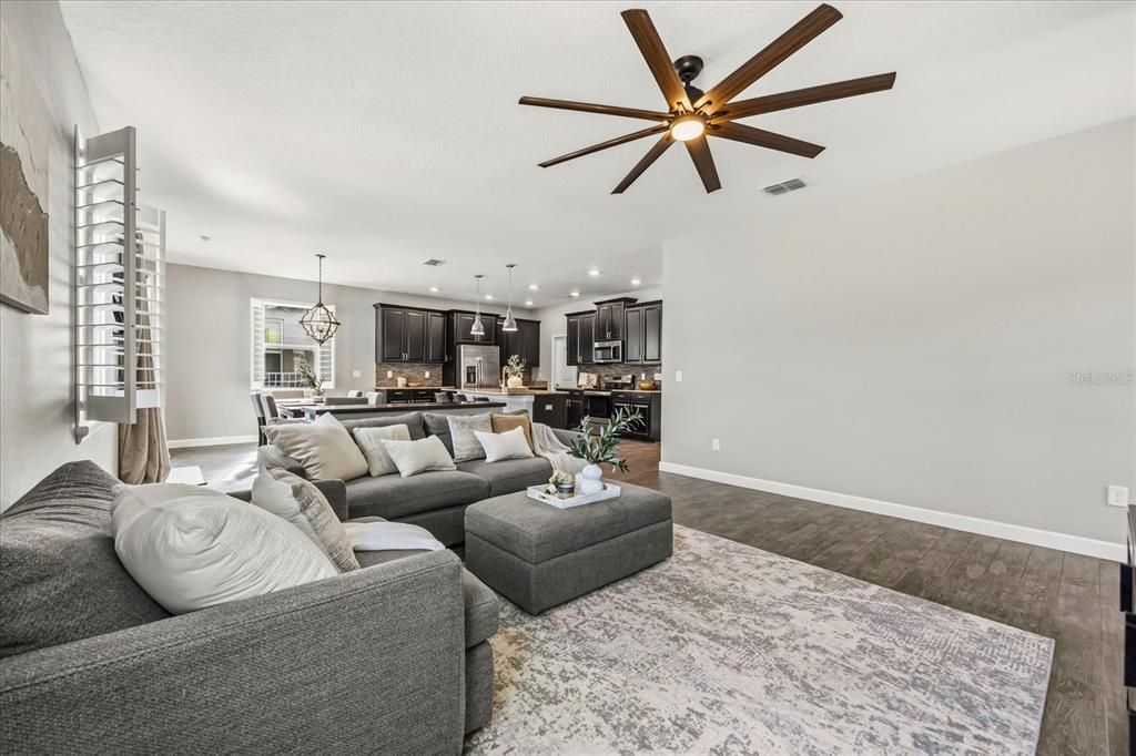 For Sale: $735,000 (4 beds, 2 baths, 2803 Square Feet)