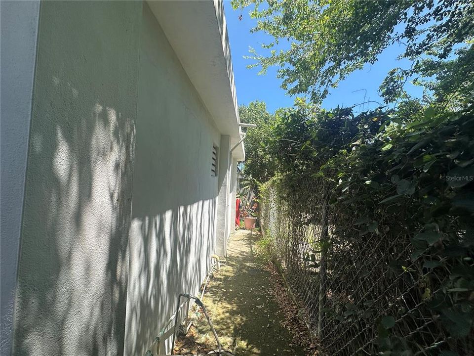 For Sale: $179,000 (3 beds, 1 baths, 1020 Square Feet)