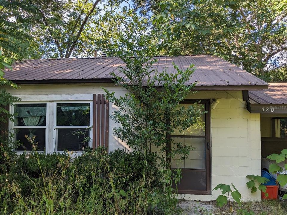 For Sale: $179,999 (3 beds, 1 baths, 926 Square Feet)