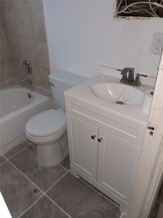 For Sale: $179,999 (3 beds, 1 baths, 926 Square Feet)