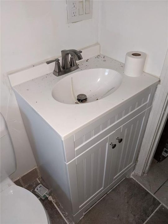 For Sale: $179,999 (3 beds, 1 baths, 926 Square Feet)