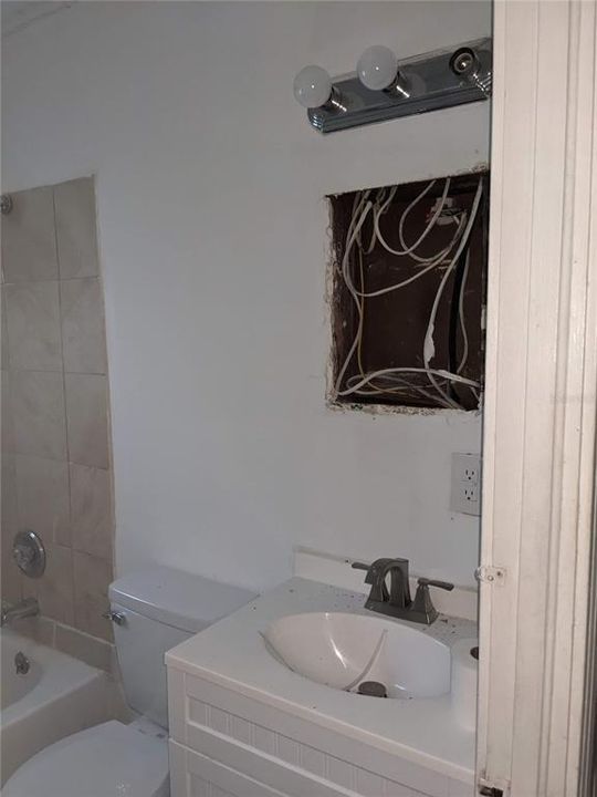 For Sale: $179,999 (3 beds, 1 baths, 926 Square Feet)