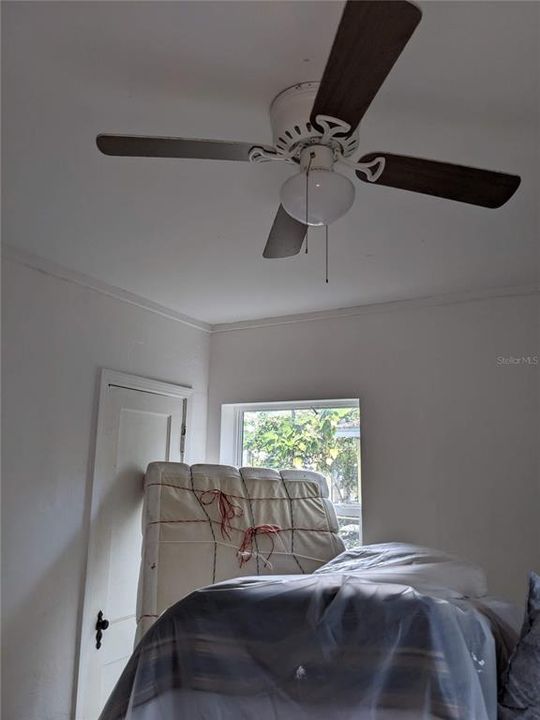 For Sale: $179,999 (3 beds, 1 baths, 926 Square Feet)