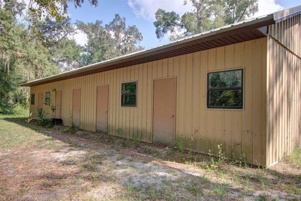 待售: $725,000 (3 贝兹, 2 浴室, 2421 平方英尺)