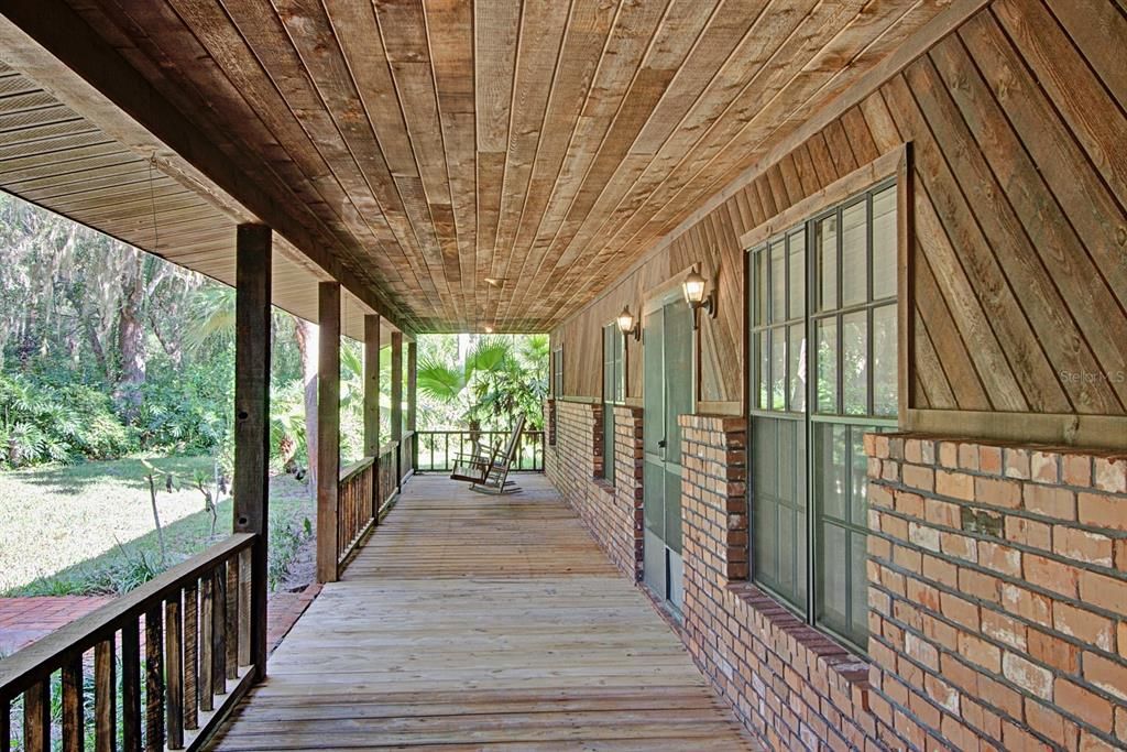 待售: $725,000 (3 贝兹, 2 浴室, 2421 平方英尺)