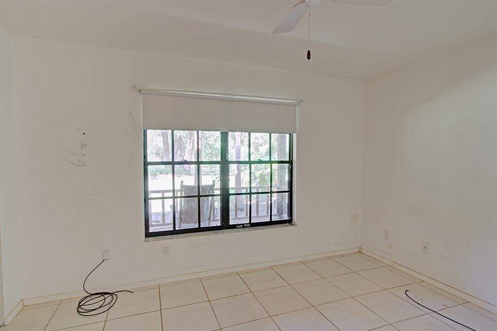 待售: $725,000 (3 贝兹, 2 浴室, 2421 平方英尺)