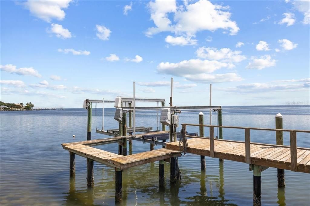 На продажу: $2,845,000 (5 спален, 5 ванн, 4884 Квадратных фут)