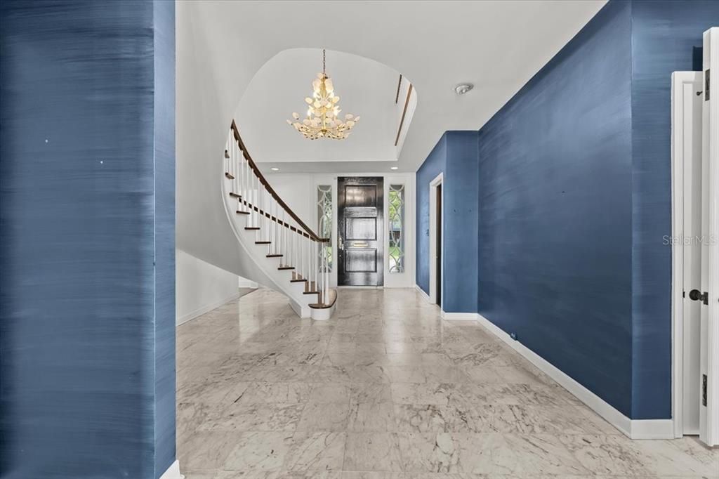 На продажу: $2,845,000 (5 спален, 5 ванн, 4884 Квадратных фут)