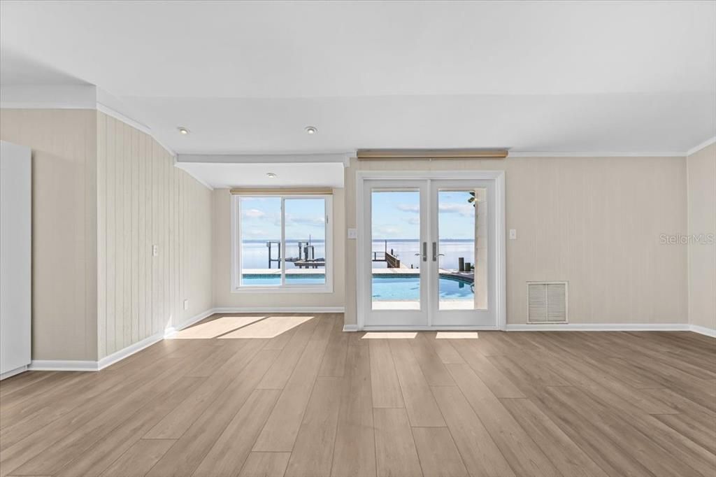 На продажу: $2,845,000 (5 спален, 5 ванн, 4884 Квадратных фут)